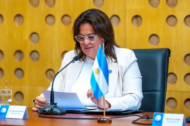 La intendenta Fernanda Alonso fue invitada a representar a General Pico en un importante encuentro internacional en Ecuador