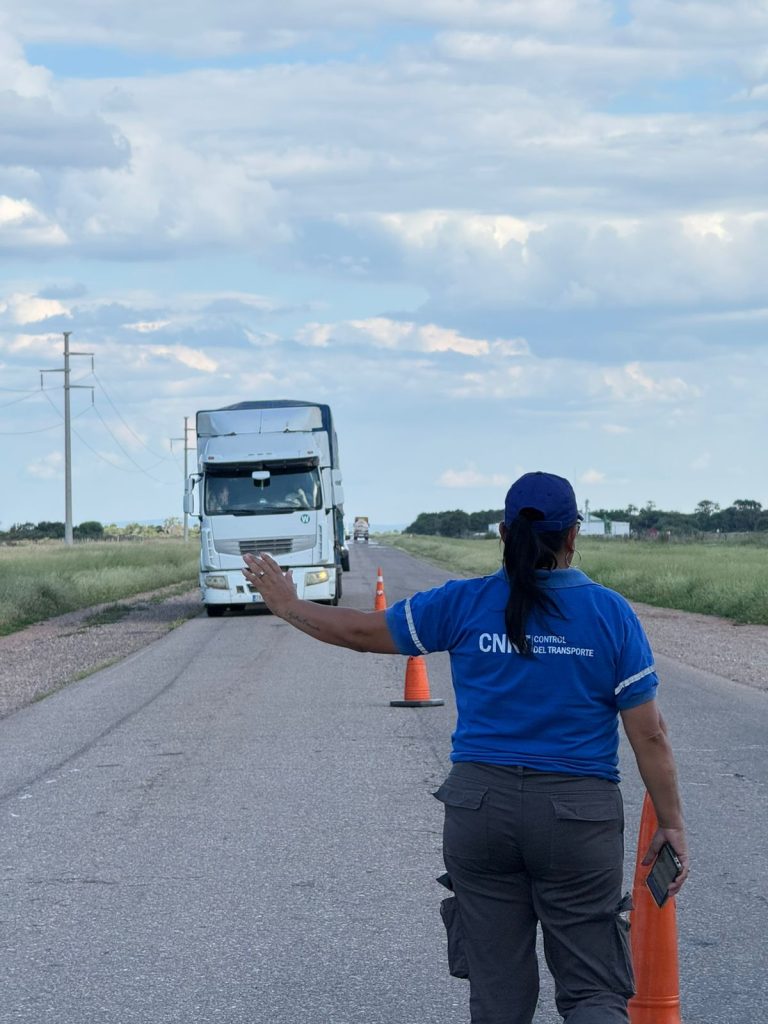 Controles al transporte en La Pampa: la CNRT fiscalizó más de 1.400 vehículos durante febrero