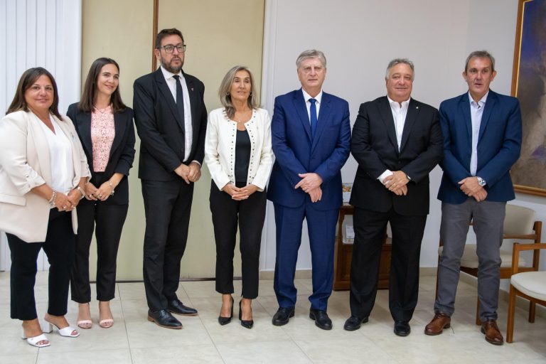 Hernán Pérez Araujo y Andrea Valderrama fueron elegidos vicepresidentes de la Legislatura provincial