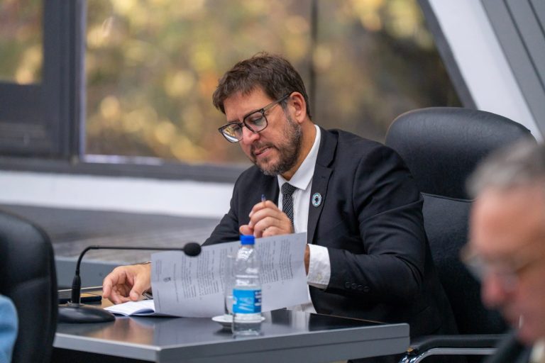 Ley de Glaciares: Presentan un amparo por una “irrisoria” limitación a la participación ciudadana