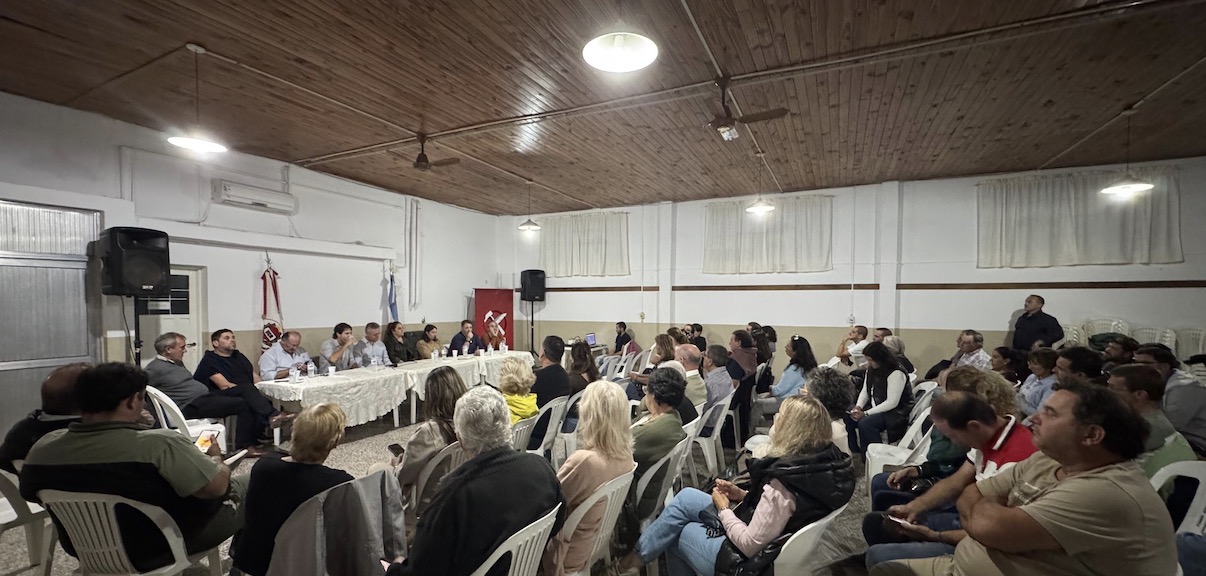 Radicalismo pampeano: intendentes y legisladores analizaron la crisis municipal y el futuro electoral en Alta Italia