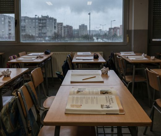 Tarea para el hogar: aprender a escuchar antes de que sea tarde (Imagen ilustrativa IA - infopico.com)