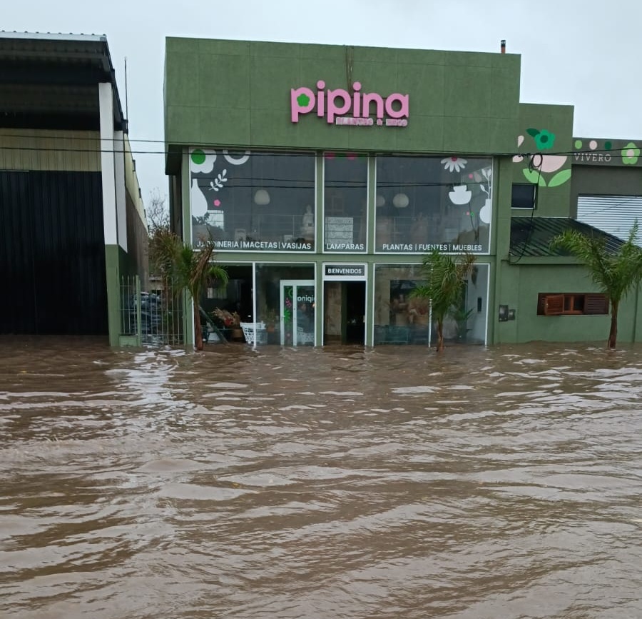 Temporal en Santa Rosa: Ziliotto conformó un Comité de Crisis ante los graves destrozos y desbordes