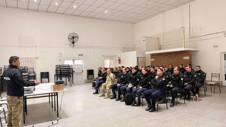 La Pampa: Avanza el plan de capacitación para la profesionalización de la fuerza policial