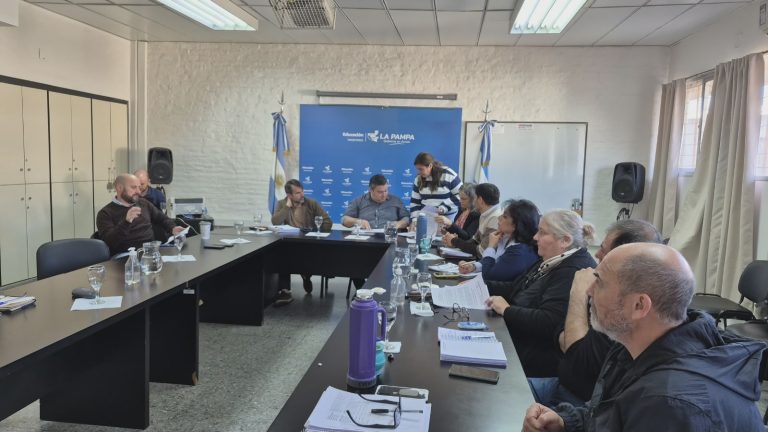 UTELPA presentó sus demandas en la mesa técnica: buscan una reforma integral del trabajo docente en La Pampa