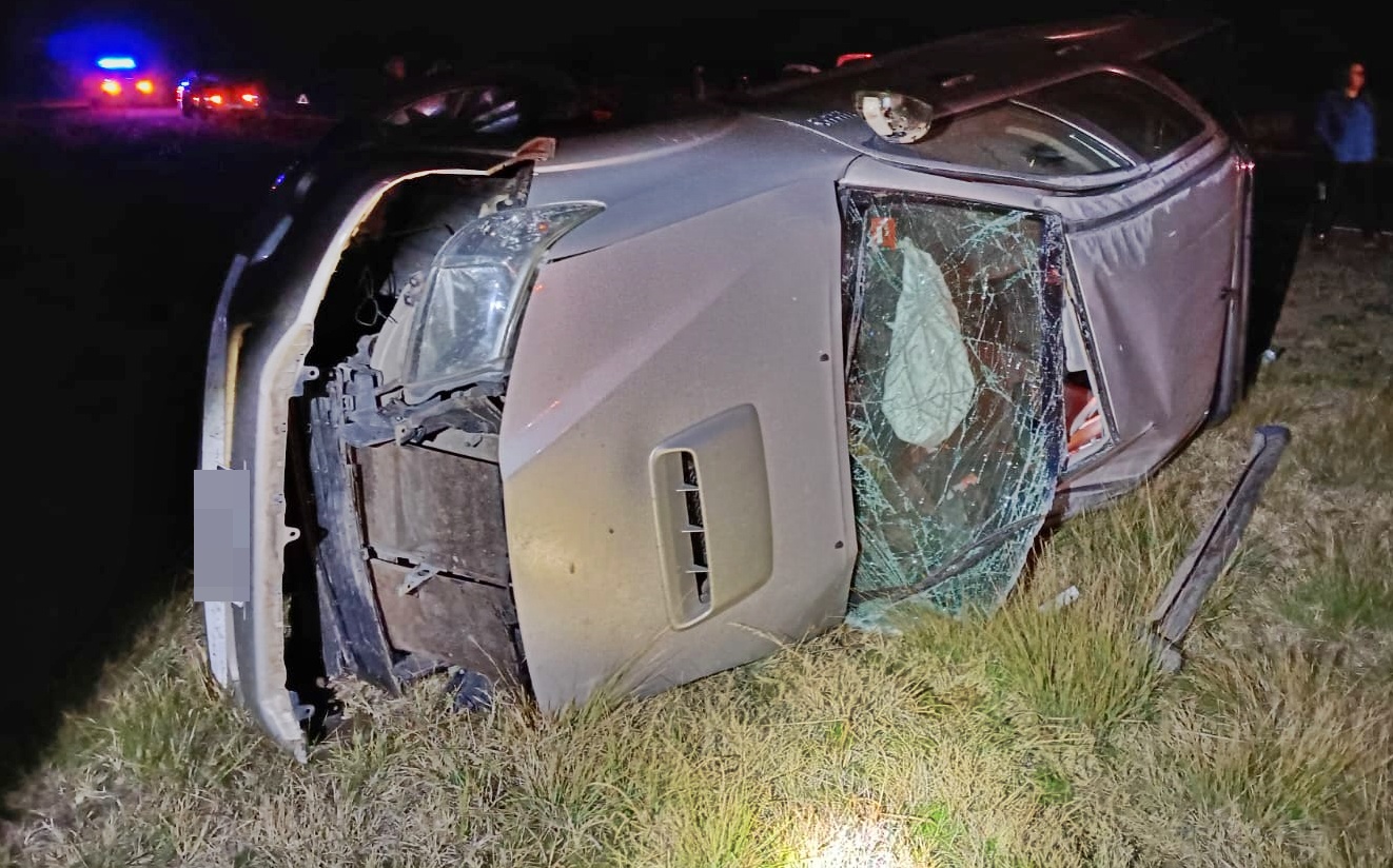 Un fuerte choque frontal entre dos camionetas sobre la Ruta 1 dejó a ambos conductores hospitalizados