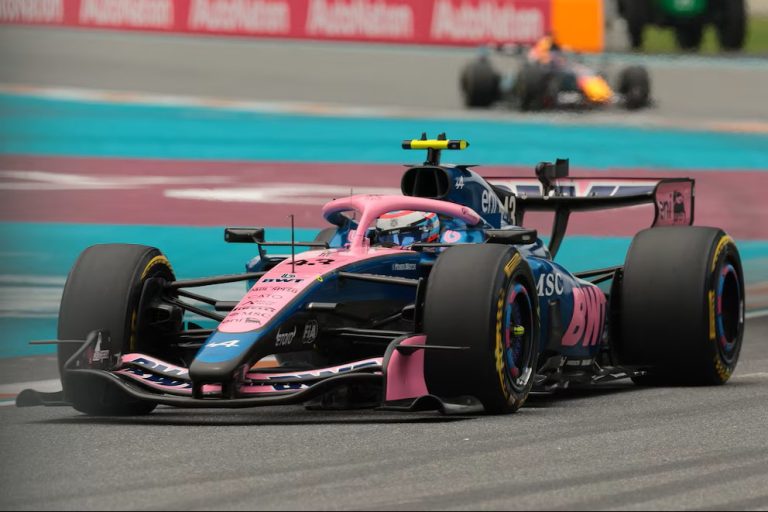 Franco Colapinto repitió su mejor actuación en la Fórmula 1: terminó 7° en el Gran Premio de Miami que ganó Kimi Antonelli