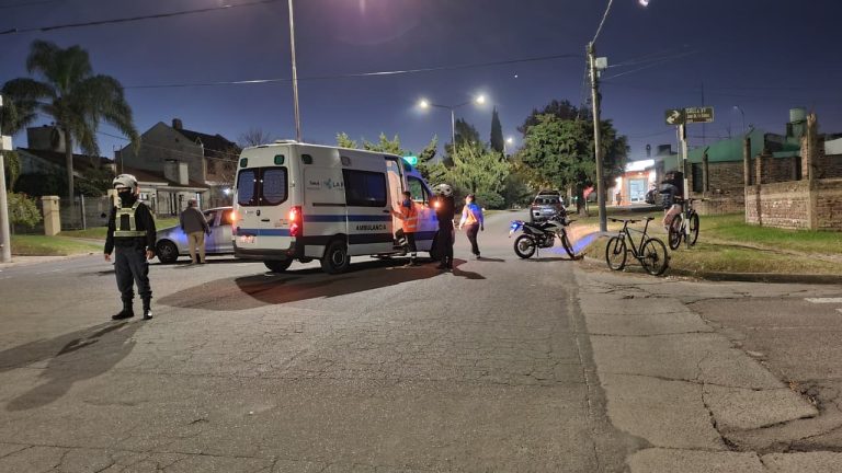 Dos siniestros viales entre autos y bicicletas en General Pico terminaron sin heridos graves