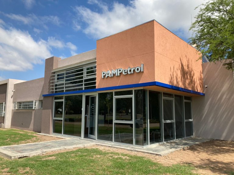 Pampetrol adjudicó a Ribeiro SRL la operación transitoria del yacimiento El Medanito
