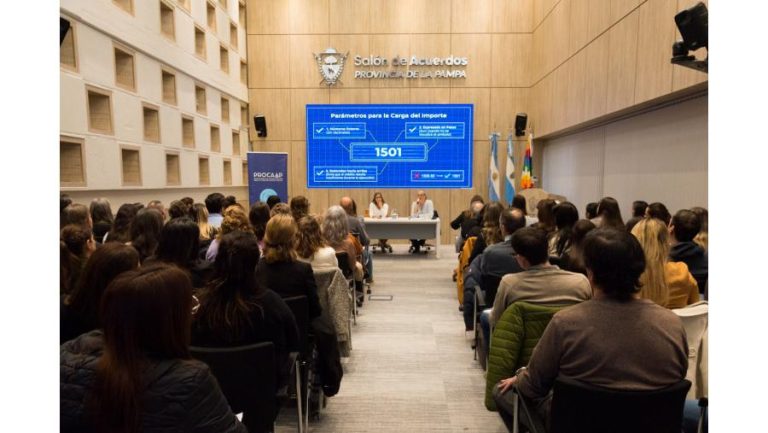 Más de 80 agentes públicos se capacitaron para la elaboración del Presupuesto 2027