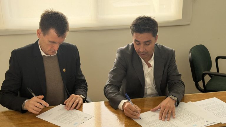 Gestión del agua: Acuerdan la operación del embalse Casa de Piedra y el manejo del río Colorado