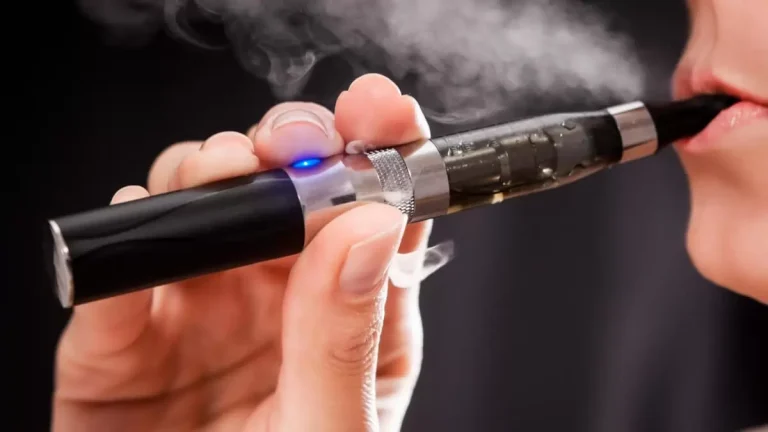Cardióloga piquense advierte sobre la urgencia de educar a familias y escuelas sobre los riesgos de los vapeadores