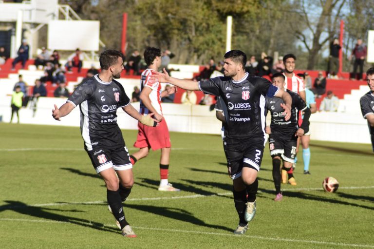 Gran victoria de Costa Brava en el Nuevo Pacaembú: superó a San Martín de Mendoza por el Federal A
