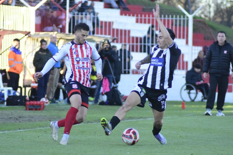 Federal A: Costa Brava pisó fuerte en el Nuevo Pacaembú y se quedó con un triunfo clave ante Cipolletti