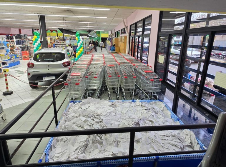 Gran expectativa en General Pico: el Supermercado Tomás de León sortea un auto 0KM