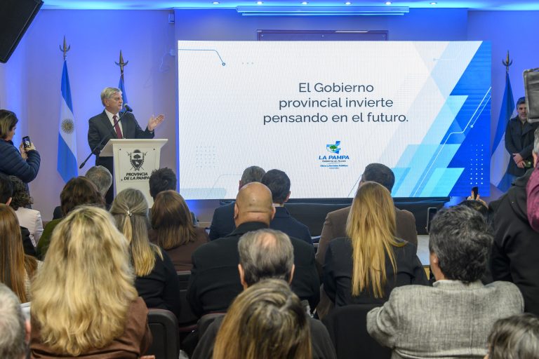 Ziliotto anunció en Toay una inversión de $24.000 millones para obras de cloacas y agua potable