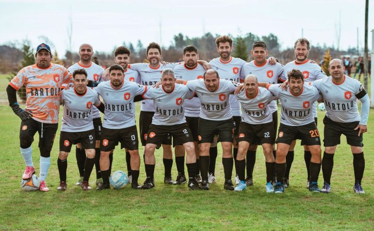 Torneo “Entre Amigos”: se definieron los semifinalistas en las tres categorías tras una intensa jornada de cuartos de final