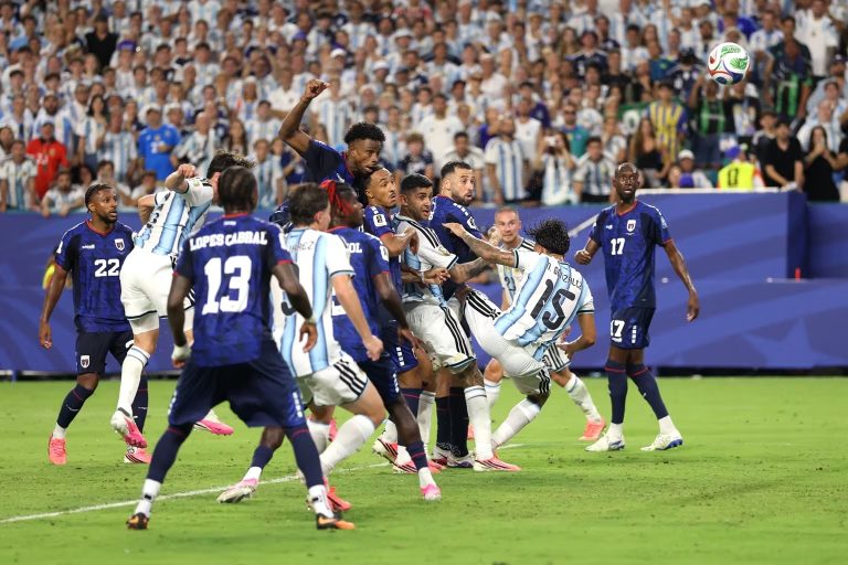 Sufrido pase a octavos: la Selección Argentina venció a Cabo Verde en el tiempo suplementario y sigue firme en el Mundial