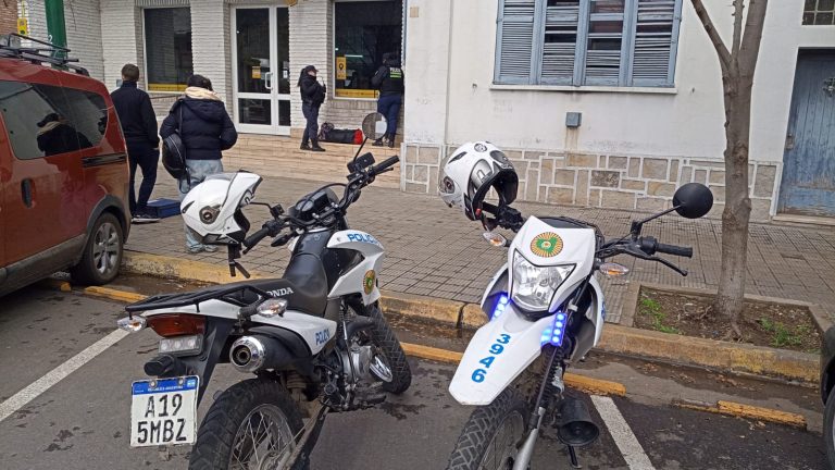 Identificaron a una joven en pleno centro de General Pico con envoltorios de cocaína