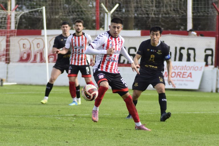 Federal A: Costa Brava cayó en su cancha frente a Deportivo Rincón