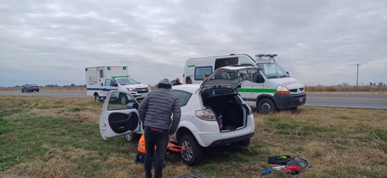 Despiste en la Ruta Provincial 101: una conductora perdió el control en la curva de Speluzzi