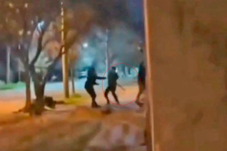 Violenta gresca en Intendente Alvear: tres hermanos detenidos y un joven grave en terapia intensiva