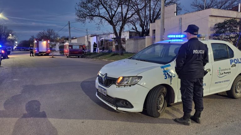 Encuentran a una persona sin vida dentro de una casilla en barrio San Etelvino