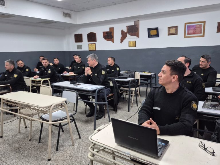 Avanza la formación para ascensos en la Policía con una propuesta pedagógica renovada