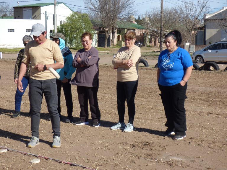 Adultos mayores de Carro Quemado, Telén y Luan Toro se preparan para los Juegos Deportivos