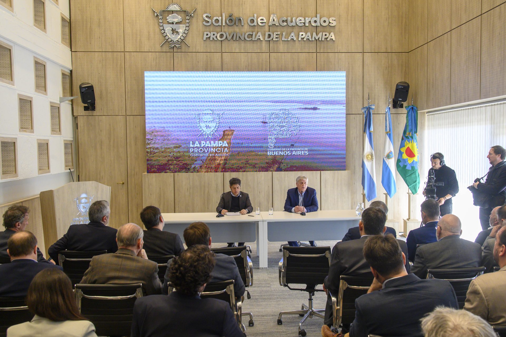 Ziliotto y Kicillof sellaron una alianza estratégica para fortalecer la cooperación entre La Pampa y Buenos Aires