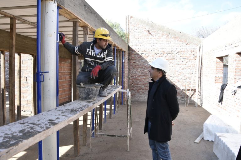 Provincia ratifica la inversión en obras públicas para el desarrollo de Algarrobo del Águila