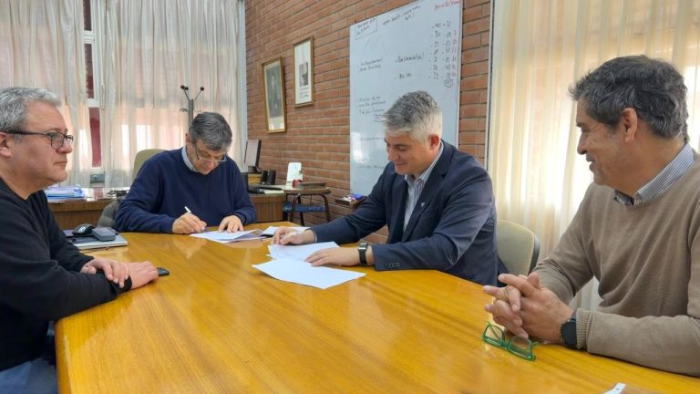 Acuerdo entre EMPATEL y la Facultad de Ingeniería para potenciar la formación profesional de estudiantes