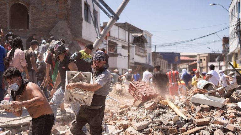 Tragedia en Colombia: Un devastador sismo de 7,4 grados sacudió al país dejando decenas de víctimas