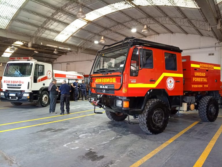 Bomberos Voluntarios de General Pico presentó nuevas unidades y moderno equipamiento con una inversión millonaria