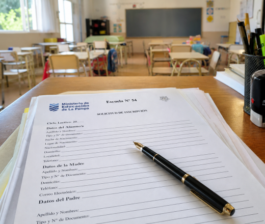 Abren la inscripción para un cargo de Maestro Secretario en una escuela de Trenel (Imagen ilustrativa IA - infopico.com)