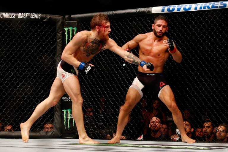 Peleadores de MMA que convirtieron el contraataque durante la salida de la reja en su sistema principal