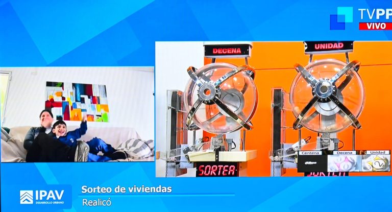 Gobierno adjudicó por sorteo público viviendas para Realicó y Parera