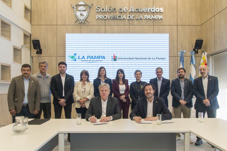 La Provincia y la UNLPam crearon el Observatorio de Inteligencia Artificial para monitorear su impacto técnico, ético y social