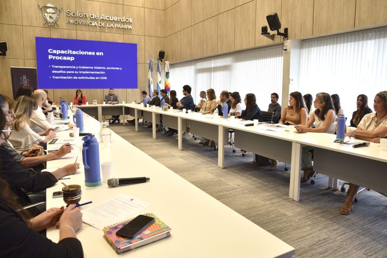 El Gobierno de La Pampa presentó un plan para fortalecer la transparencia y el acceso a la información pública