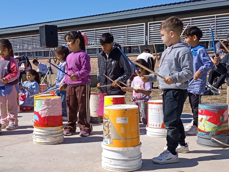 El proyecto Escuelas “I” celebró el cierre del Mes de las Artes con una jornada comunitaria