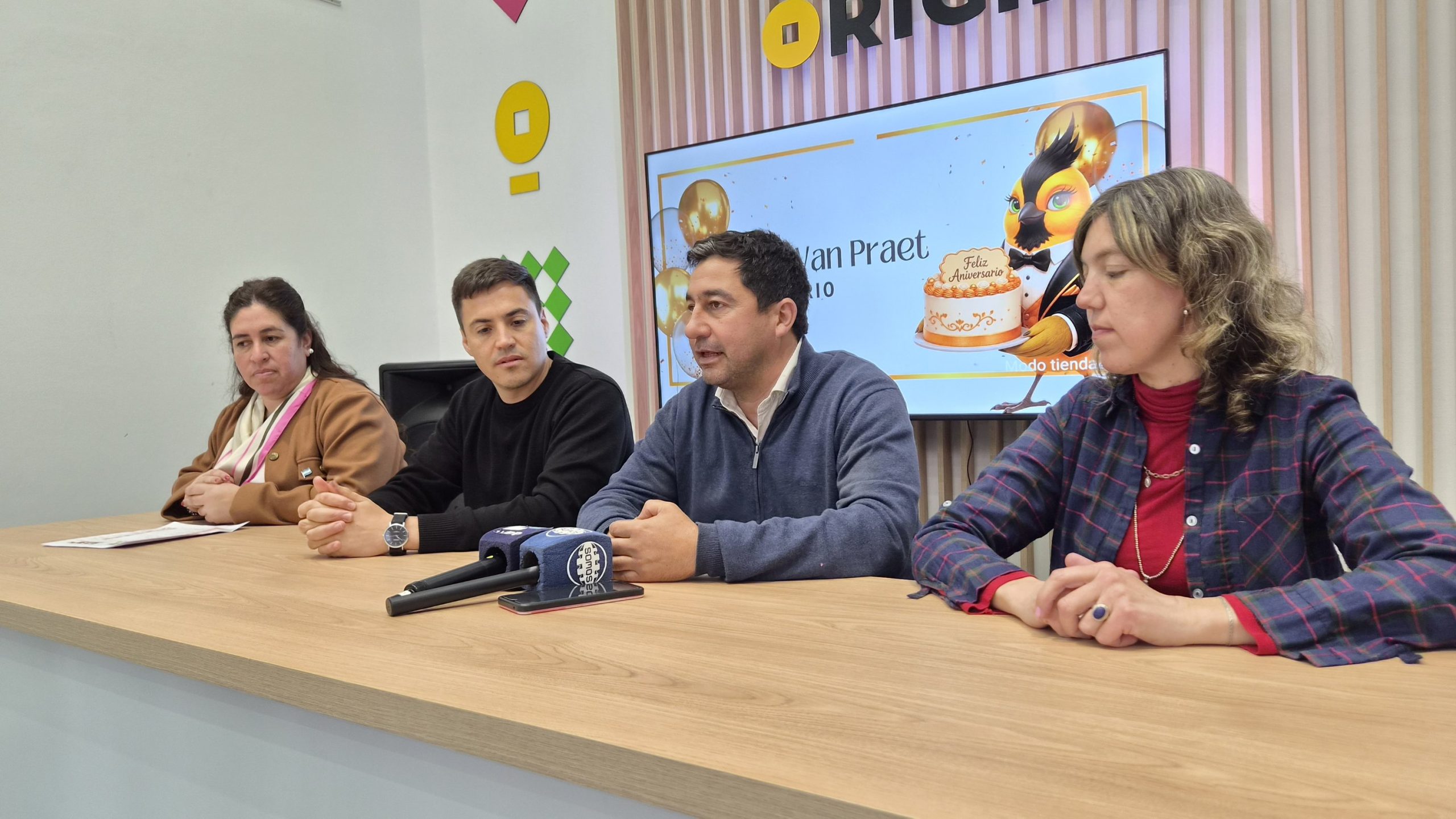 Festejos por el 123º aniversario de Adolfo Van Praet
