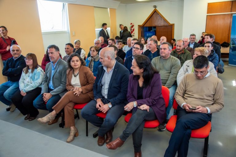 Inversión provincial: Destinan $975 millones para mejoras habitacionales en 65 municipios de La Pampa