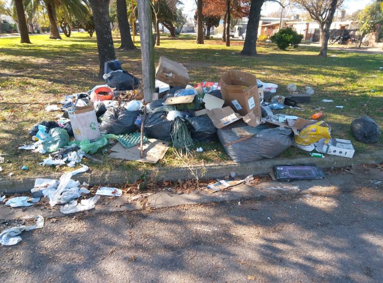 General Pico refuerza controles y multas por arrojar basura en la vía pública