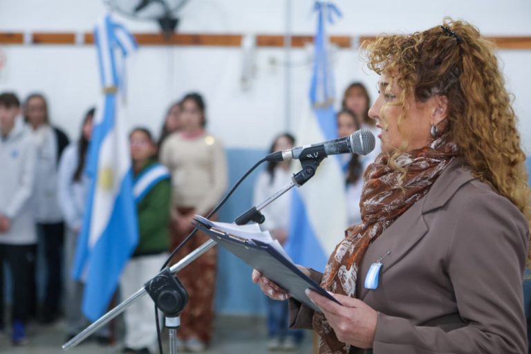 Con un acto, conmemoraron el Día del Maestro y el legado de Sarmiento