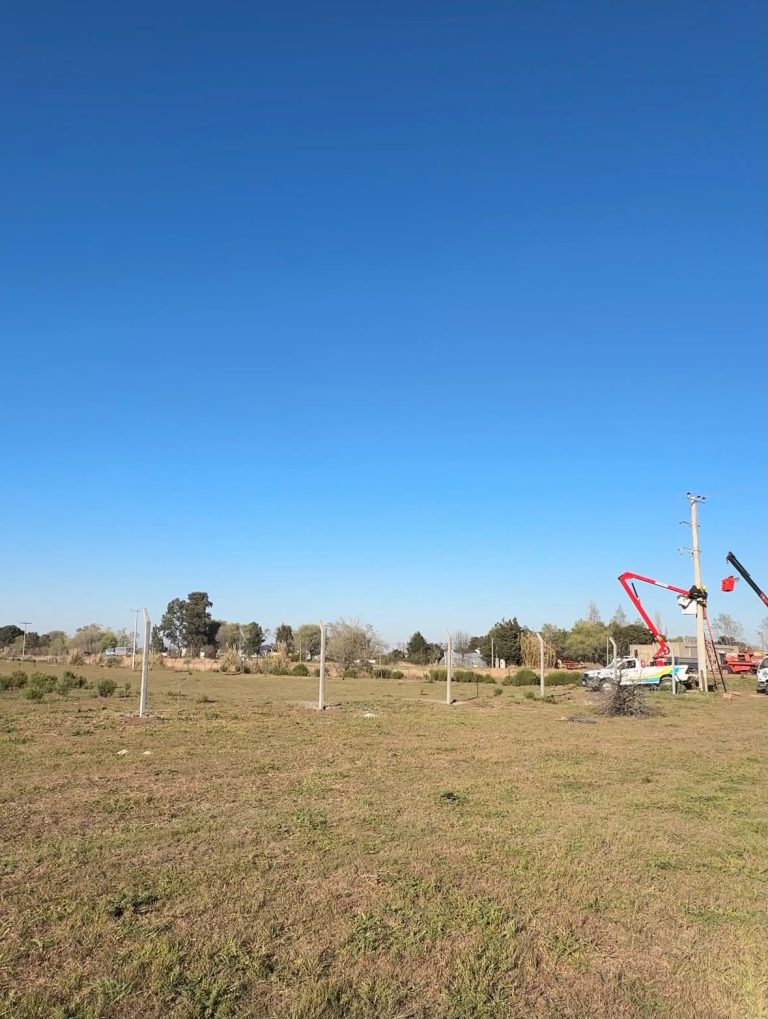 Avanza la construcción de la playa de estacionamiento de camiones en Intendente Alvear