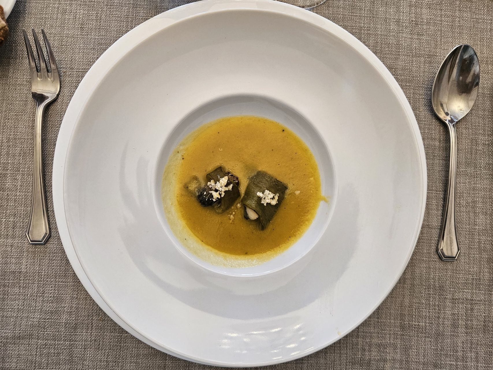 Ostras al champagne con pimiento verde y escabeche