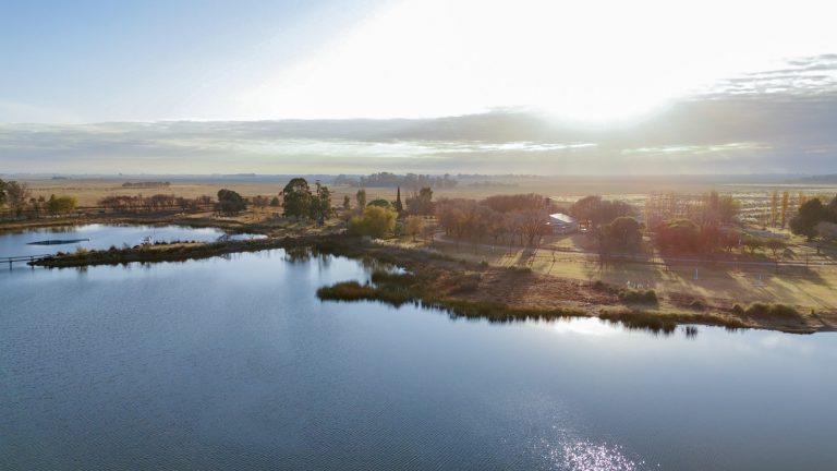 Rige la veda de pesca para pejerrey, dientudo y bagre en la Reserva Natural Urbana de General Pico