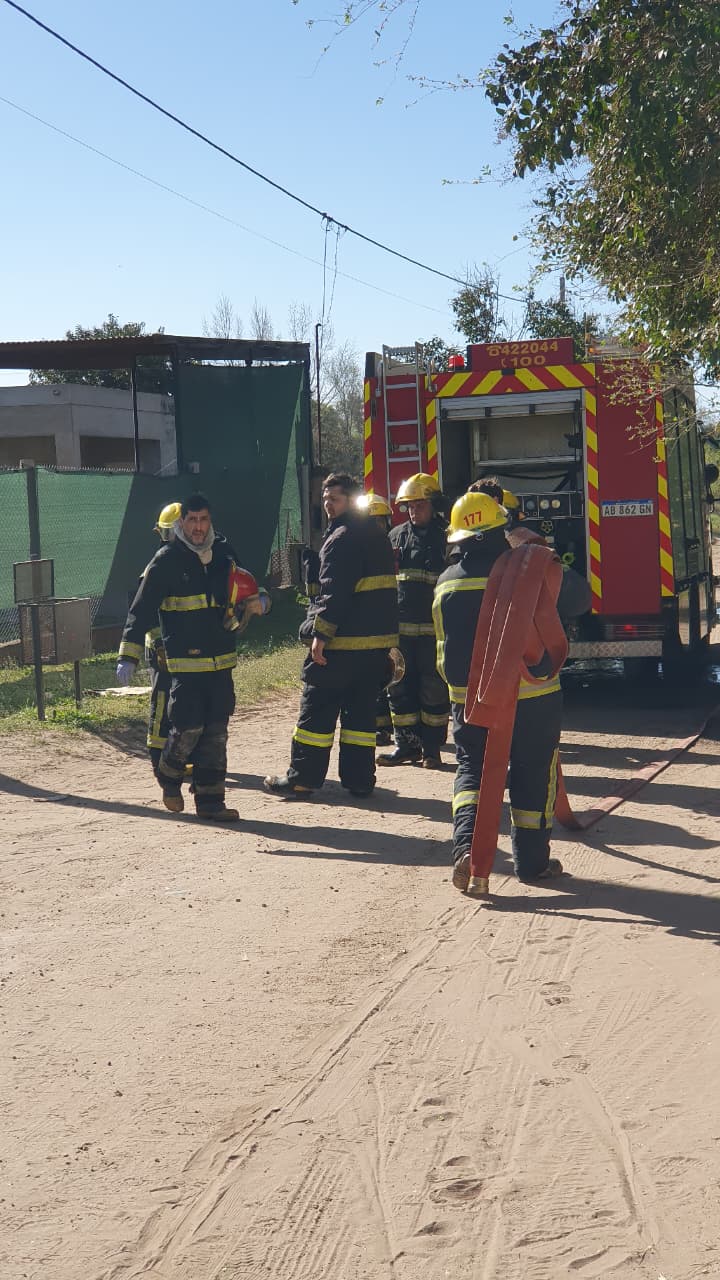 Incendio en galpón de calle 306