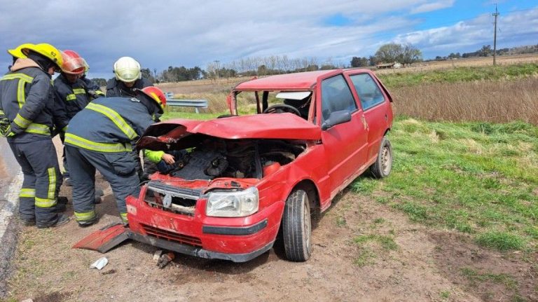 Violento choque en la Ruta 226 involucró a un conductor que viajaba hacia La Pampa