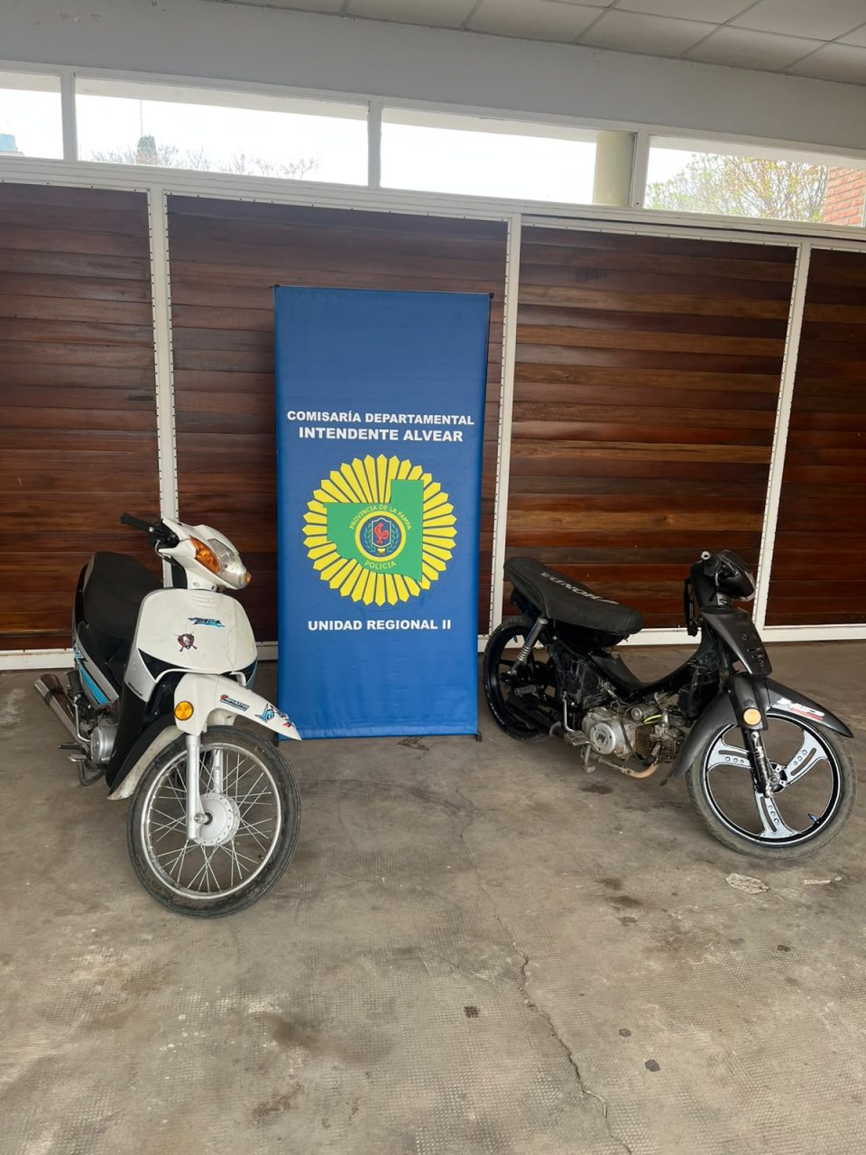 Secuestraron dos motos en Intendente Alvear preparadas para correr picadas ilegales